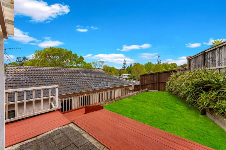Photo of property in 1/51 Vandeleur Avenue, Birkdale, Auckland, 0626