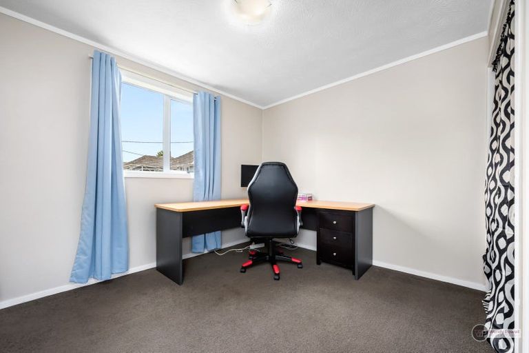 Photo of property in 82 Hewer Crescent, Naenae, Lower Hutt, 5011