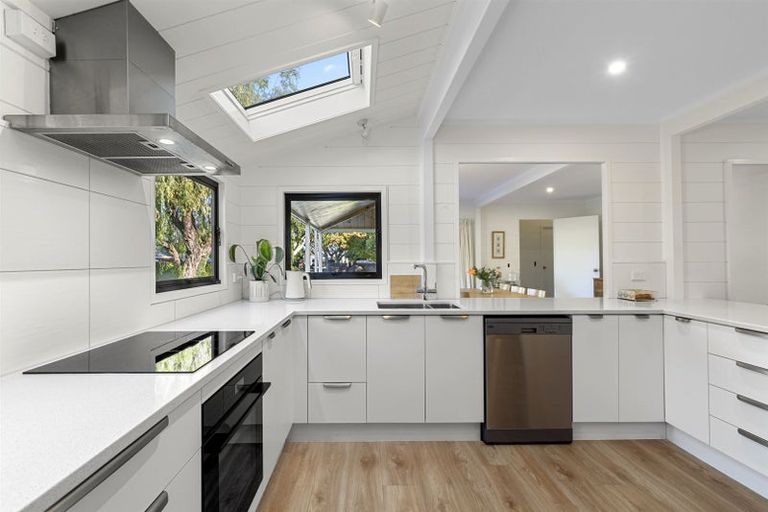 Photo of property in 17 Idesia Grove, Matua, Tauranga, 3110