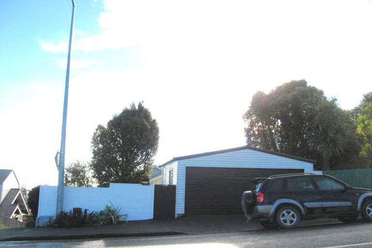 Photo of property in 99 Hackthorne Road, Cashmere, Christchurch, 8022