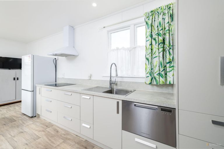 Photo of property in 15 Edward Street, Waimate, 7924