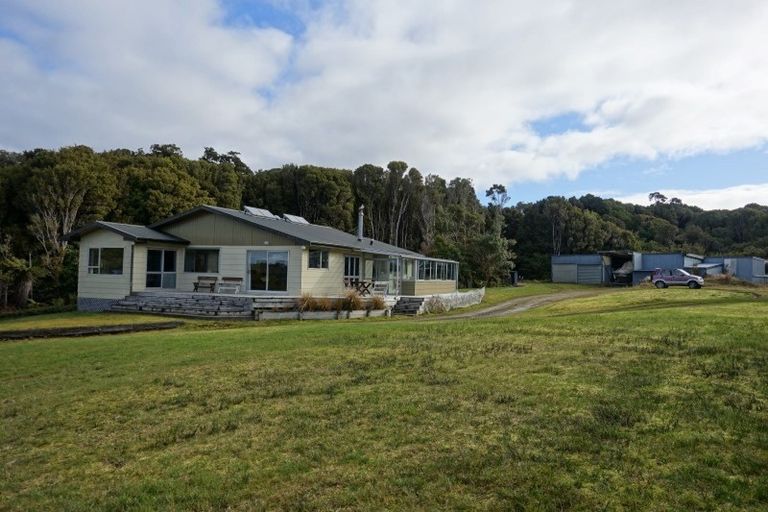 Photo of property in 343 Back Road, Stewart Island/rakiura, Stewart Island, 9818