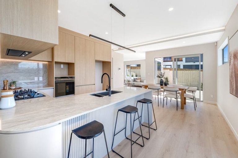 Photo of property in 13a Liam Place, Half Moon Bay, Auckland, 2012