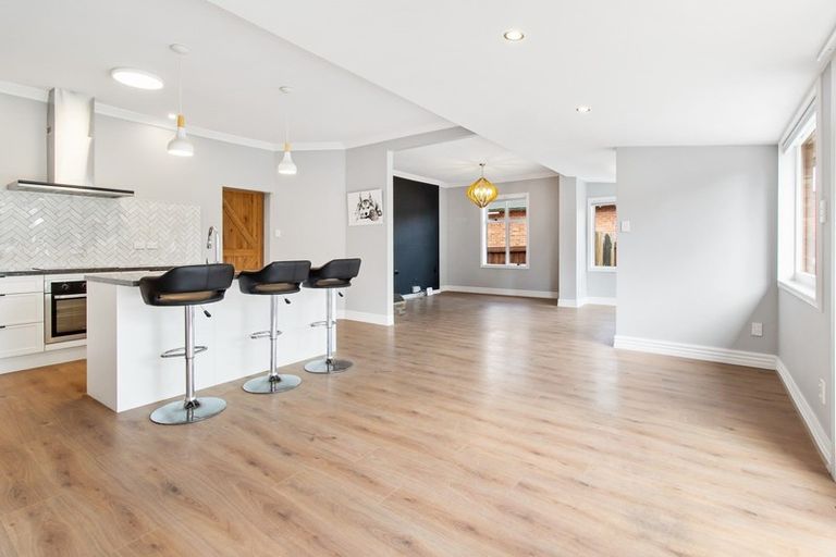 Photo of property in 219 North Street, West End, Timaru, 7910