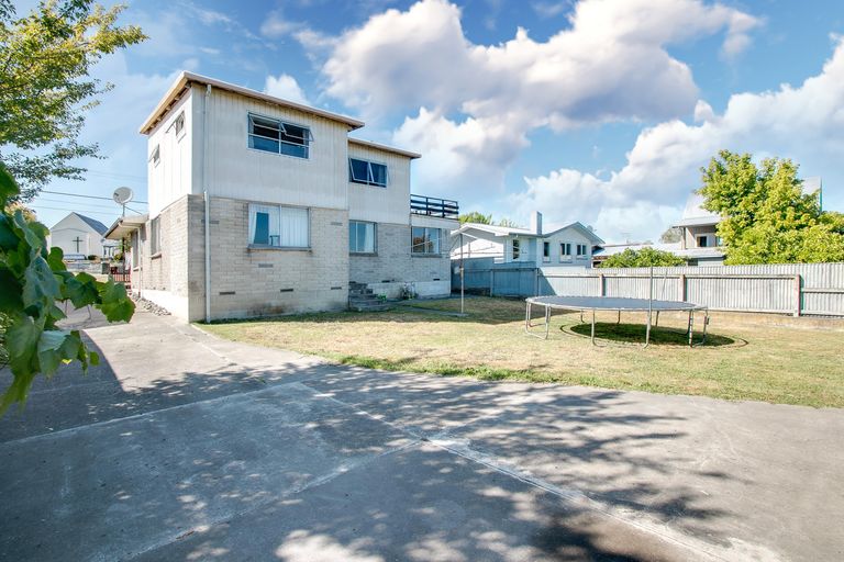 Photo of property in 68 Middle Road, Havelock North, 4130