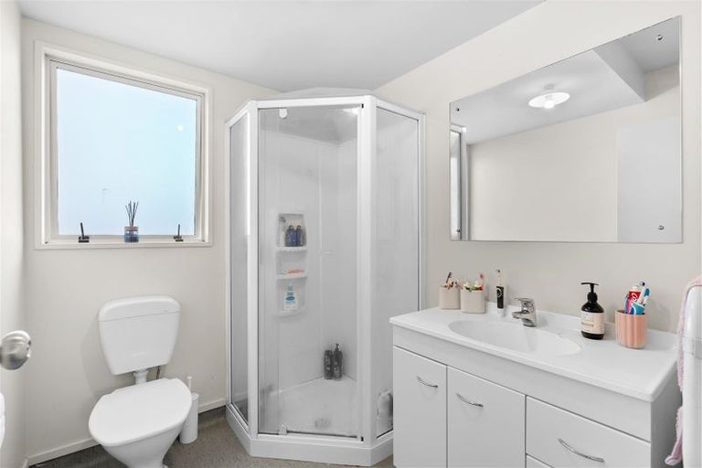 Photo of property in 105b Elizabeth Street, Riccarton, Christchurch, 8041