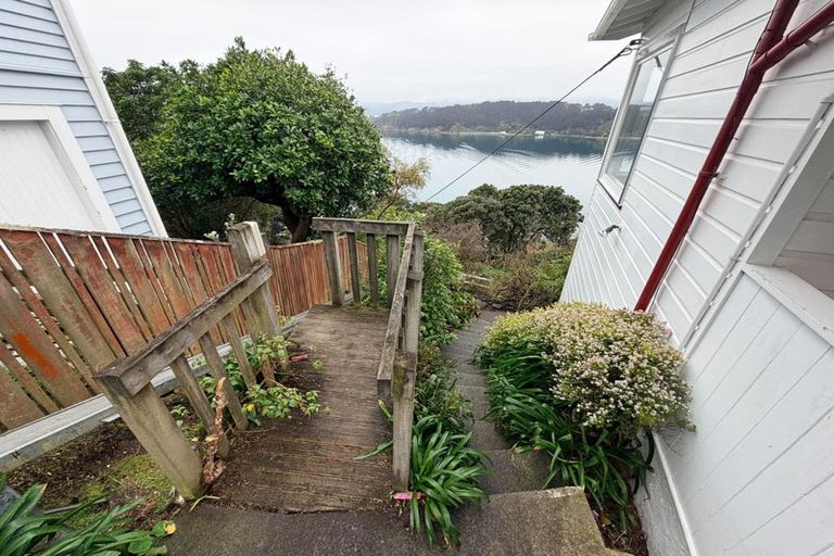 Photo of property in 106 Grafton Road, Roseneath, Wellington, 6011