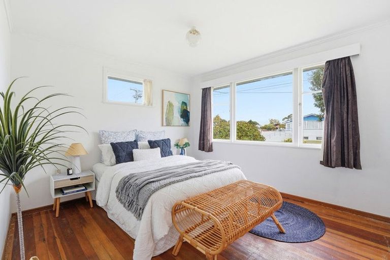 Photo of property in 10 Camellia Avenue, Aramoho, Whanganui, 4500