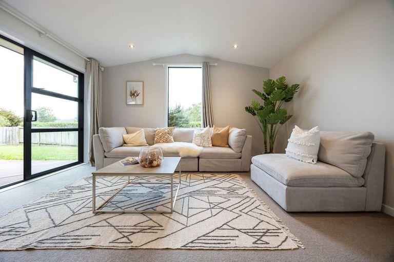 Photo of property in 19 Piwakawaka Court, Rototuna North, Hamilton, 3210