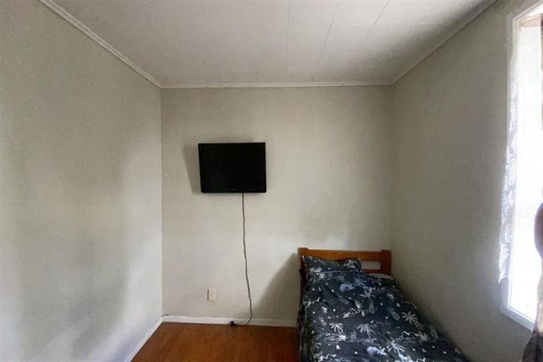 Photo of property in 52 Cramond Drive, Mangere East, Auckland, 2024