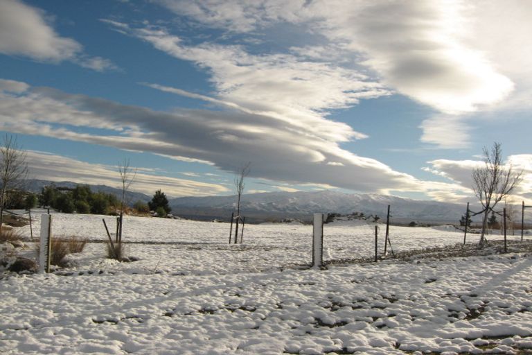 Photo of property in 17 Old Golf Course Road, Bridge Hill, Alexandra, 9320