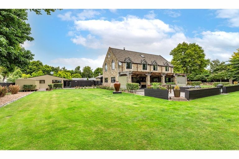 Photo of property in 58 Buckleys Road, Rangiora, 7400