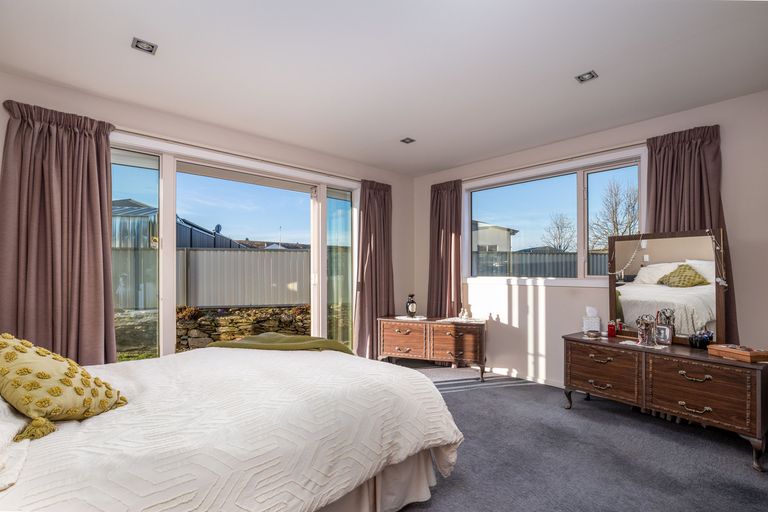 Photo of property in 12 Chandler Crescent, Clyde, 9330