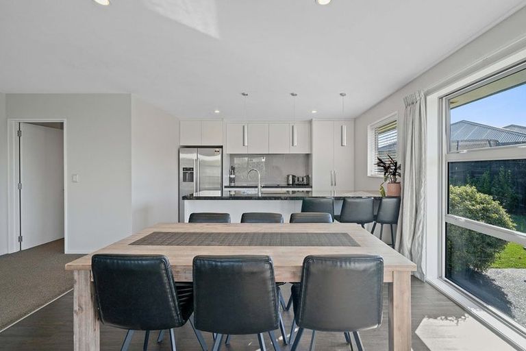 Photo of property in 6 Piper Street, Halswell, Christchurch, 8025