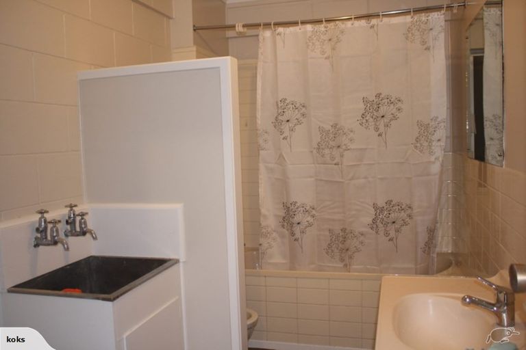 Photo of property in 6/48 Mcleod Road, Henderson, Auckland, 0612