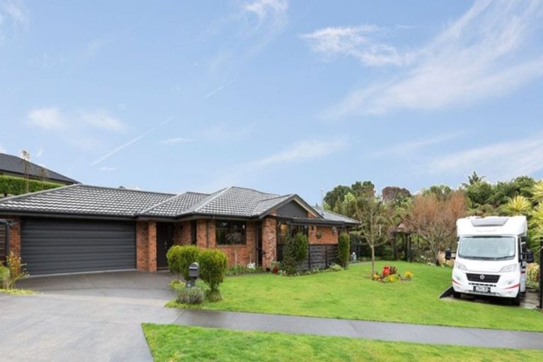 Photo of property in 20 Ainslee Street, Highlands Park, New Plymouth, 4312