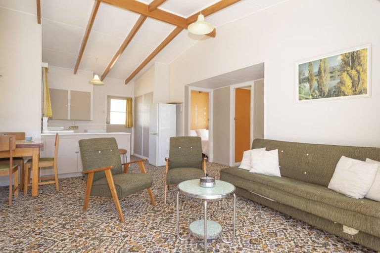 Photo of property in 44 Centennial Avenue, Arrowtown, 9302