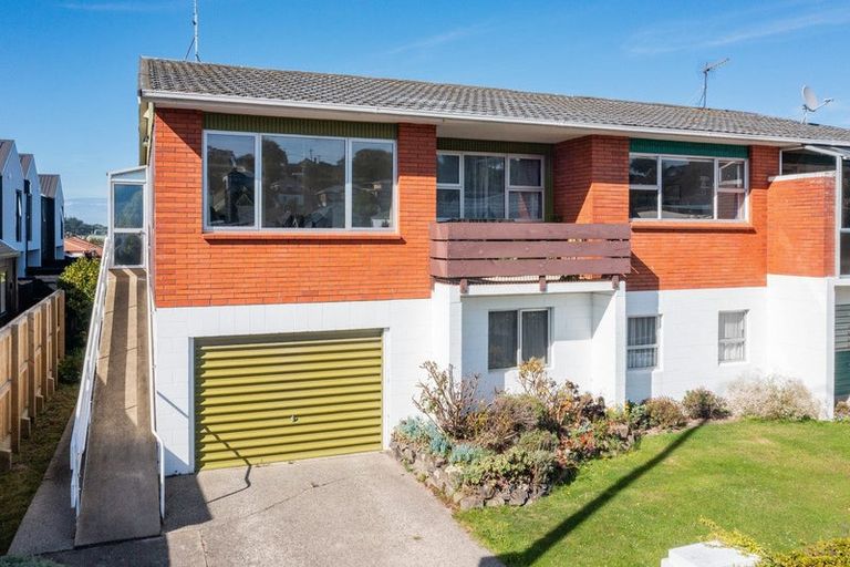 Photo of property in 90a Musselburgh Rise, Musselburgh, Dunedin, 9013