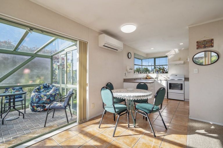 Photo of property in 2 Ashmore Place, Fairy Springs, Rotorua, 3015