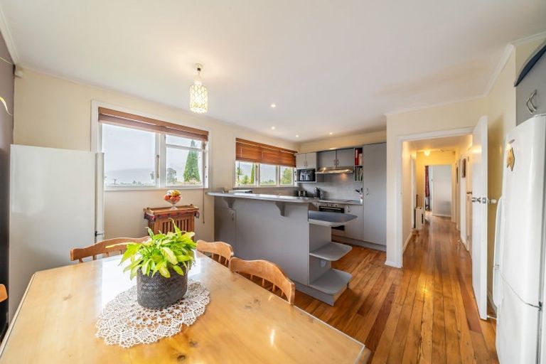 Photo of property in 69 Moeraki Road, Maoribank, Upper Hutt, 5018