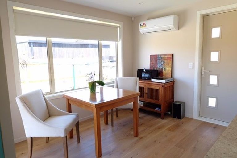 Photo of property in 2/107b Aorangi Road, Bryndwr, Christchurch, 8053
