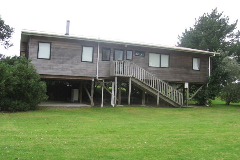 Photo of property in 104 Miro Place, Matarangi, Whitianga, 3592