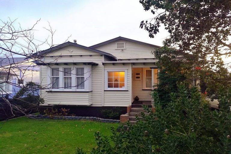 Photo of property in 94 Alfred Street, Onehunga, Auckland, 1061