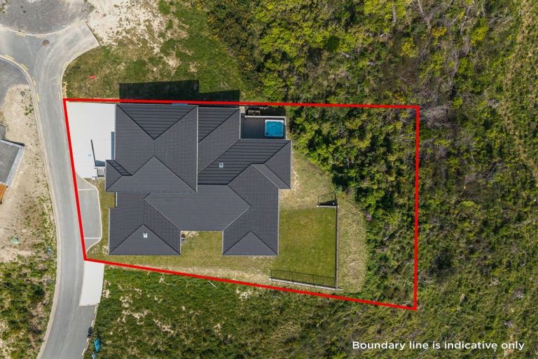 Photo of property in 6 Stunsail Lane, Whitby, Porirua, 5024