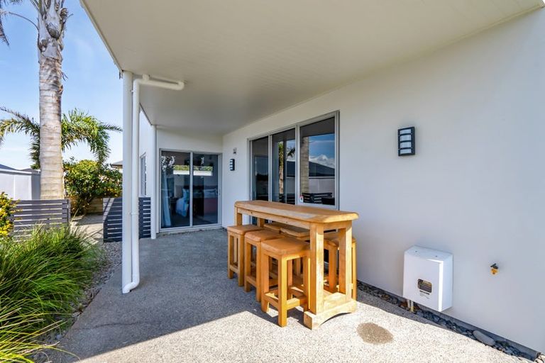 Photo of property in 18 Parkvue Drive, Bell Block, New Plymouth, 4312