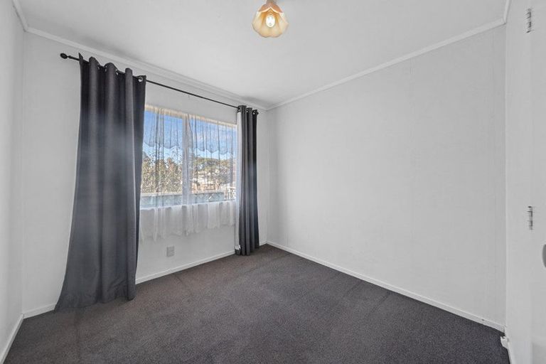 Photo of property in 1 Dalmahoy Place, Wattle Downs, Auckland, 2103