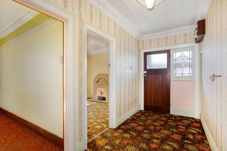 Photo of property in 33 Havelock Street, Mornington, Wellington, 6021