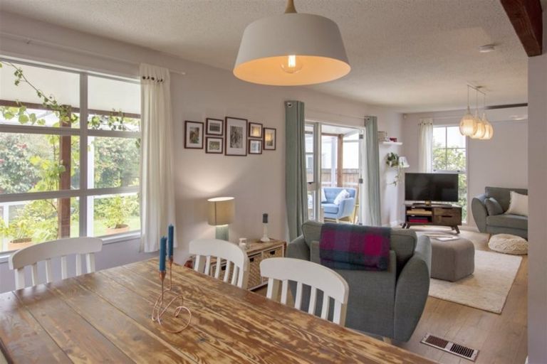 Photo of property in 35 Campbell Street, Sumner, Christchurch, 8081