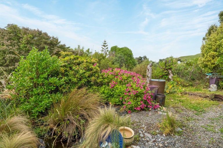 Photo of property in 22 Whangaimoana Beach Road, Whangaimoana, Featherston, 5772