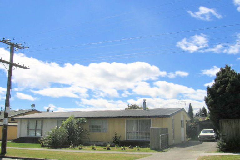 Photo of property in 9 Rainbow Drive, Rainbow Point, Taupo, 3330