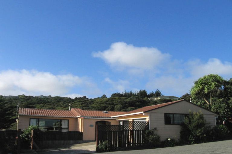Photo of property in 20 Roys Road, Plimmerton, Porirua, 5026