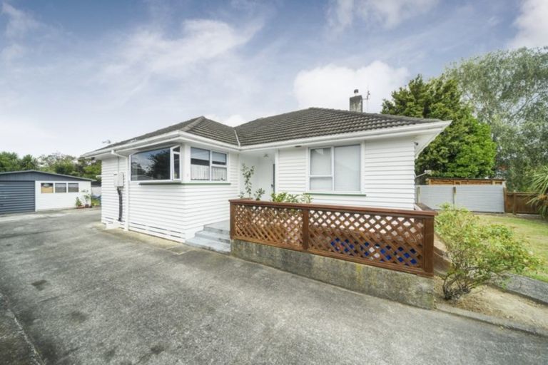 Photo of property in 3 Iona Street, Hokowhitu, Palmerston North, 4410