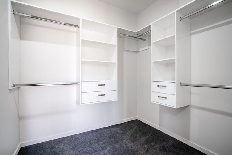 Photo of property in 10 Koroheke Road, Takanini, 2110