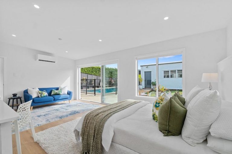 Photo of property in 38 Aramoana Avenue, Devonport, Auckland, 0624