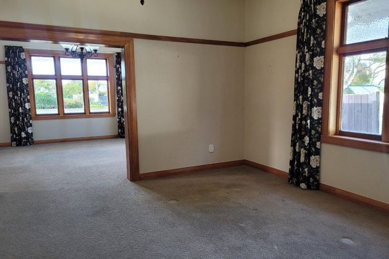 Photo of property in 12 Garrison Street, Carterton, 5713