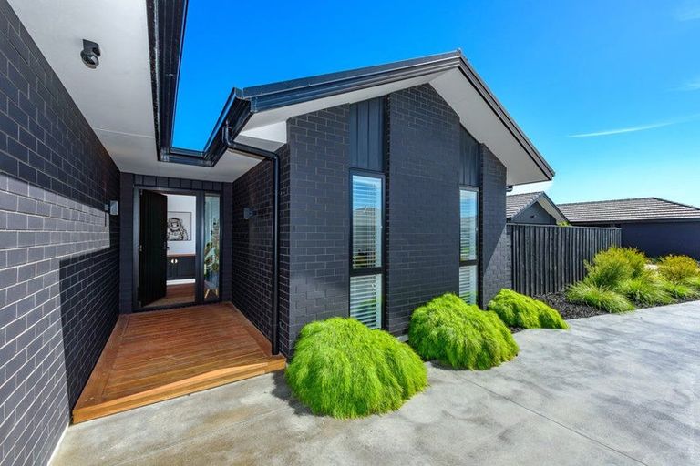 Photo of property in 8 Chelsea Lane, Rolleston, 7615
