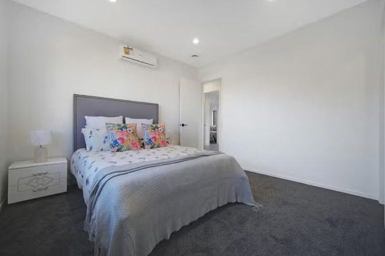 Photo of property in 30 Cloonlyon Drive, Flat Bush, Auckland, 2019