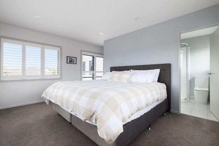 Photo of property in 16 Santa Barbara Drive, Papamoa Beach, Papamoa, 3118