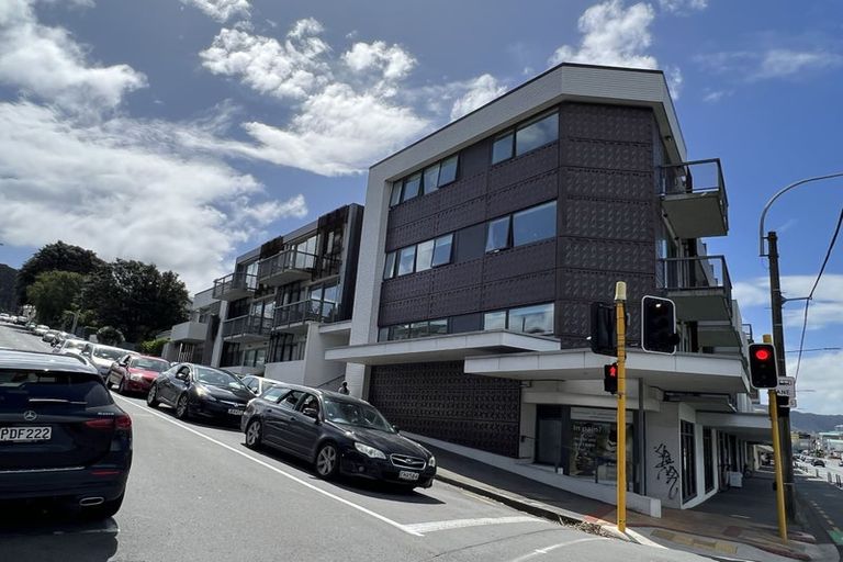 Photo of property in Masina Apartments, 110/80 Riddiford Street, Newtown, Wellington, 6021