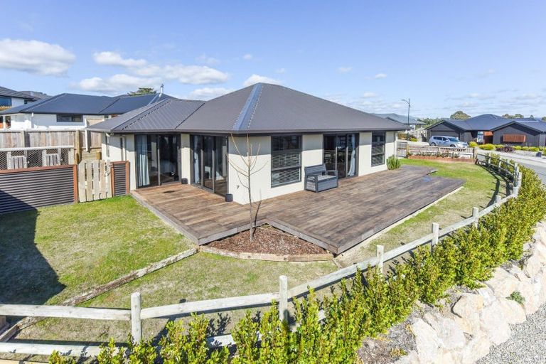 Photo of property in 22 Coppermine Crescent, Brightwater, 7022