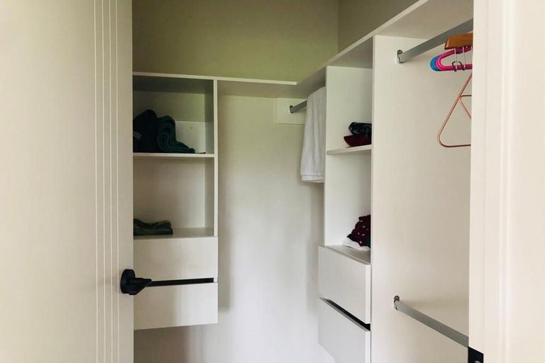 Photo of property in 30 Mettam Drive, Swanson, Auckland, 0614