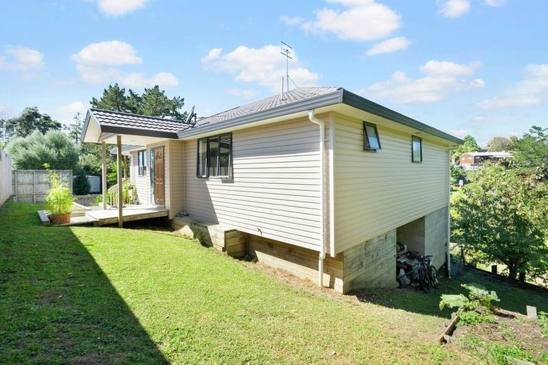 Photo of property in 57a Advene Road, Cockle Bay, Auckland, 2014