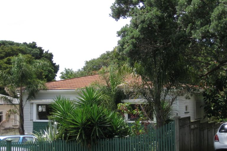 Photo of property in 82 Kitenui Avenue, Mount Albert, Auckland, 1025