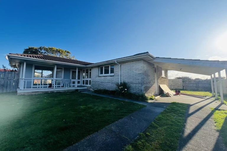 Photo of property in 54 Chelburn Crescent, Mangere East, Auckland, 2024