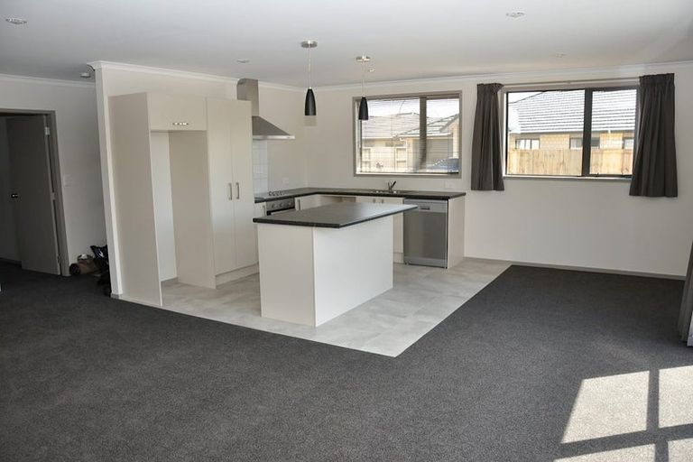 Photo of property in 10 Hemsby Place, Rototuna North, Hamilton, 3210