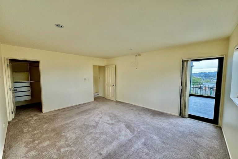 Photo of property in 2b Spencer Road, Pinehill, Auckland, 0632